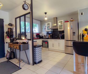 Location Maison 4 pièces 89m² LA LONDE LES MAURES 83250 - Photo 4