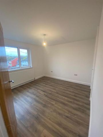 35 Pegasus Walk, Downpatrick, BT30 6QJ - Photo 3