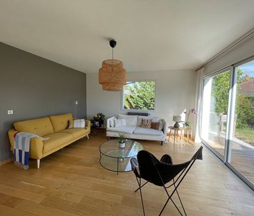 Location maison 6 pièces 191.9 m² à Divonne-les-Bains (01220) - Photo 4