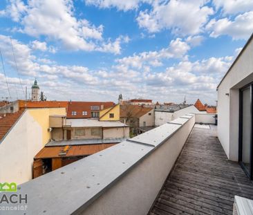 Pronájem bytu 2+kk 144 m2 - Fotografie 1