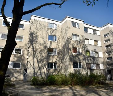 Tolle 4-Zimmer-Wohnung im Grünen // 4.OG rechts - Foto 2