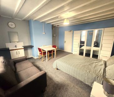 Lower High Street, Stourbridge, DY8 1TA - Photo 3