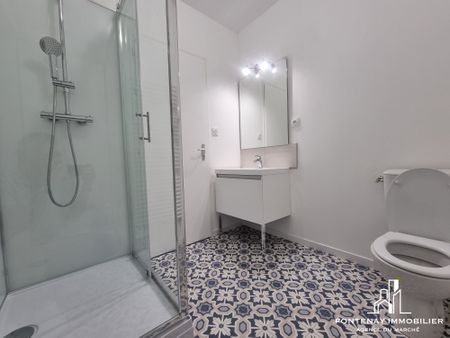 Location Appartement 3 pièces 46m² FONTENAY LE COMTE 85200 - Photo 5