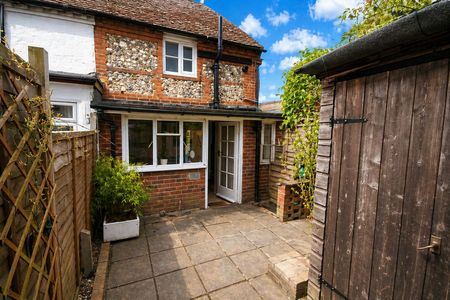 1 bedroom mid terraced house to rent - Photo 5