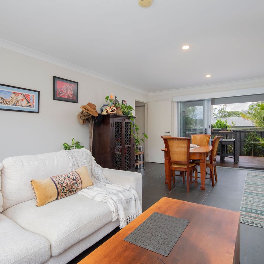 Smart, Effortless and Modern, Townhouse Living at its Best - Photo 1