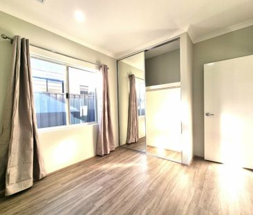 Brand New Elegance in the Heart of Harrisdale - Photo 4