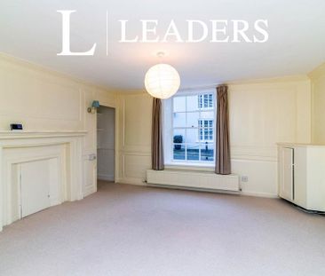 4 bedroom detached house to rent - Photo 1