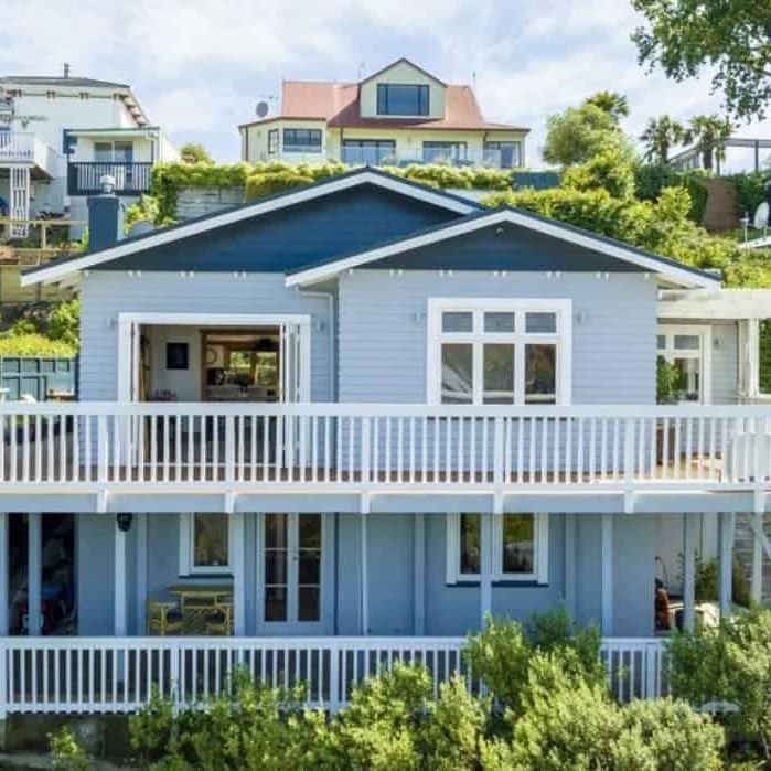 Immaculate Hilltop Bungalow - Ocean Views - Photo 1