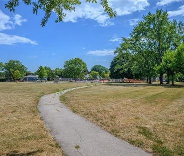 For Lease - 551 Chamberlain Road Unit# UPPER, Burlington, Ontario - Photo 3