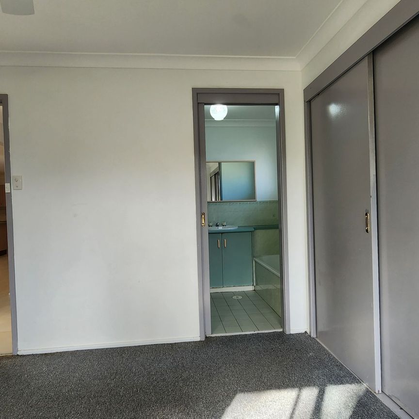 Single Level Home - Photo 1