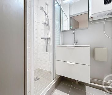 Location Appartement 1 pièce 17m² TROYES 10000 - Photo 1