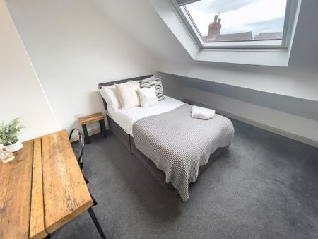 6 bedroom terraced house to rent - Photo 5