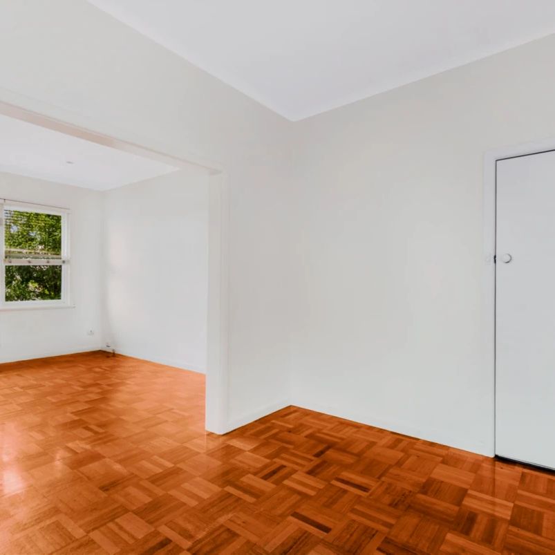 2 Bed, 1 Bath - Photo 1