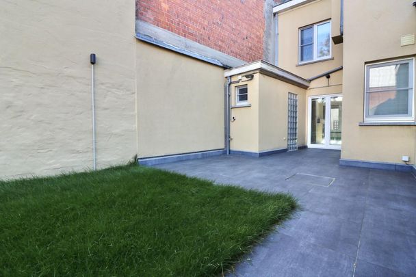 Instapklare stadswoning met 3 slpk en tuin voor 935 EUR - Photo 1