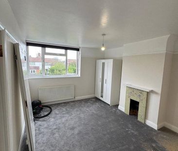 6 bedroom semi-detached house to rent - Photo 1