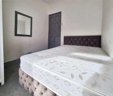 Castle Avenue, Rochester, ME1 - Photo 2