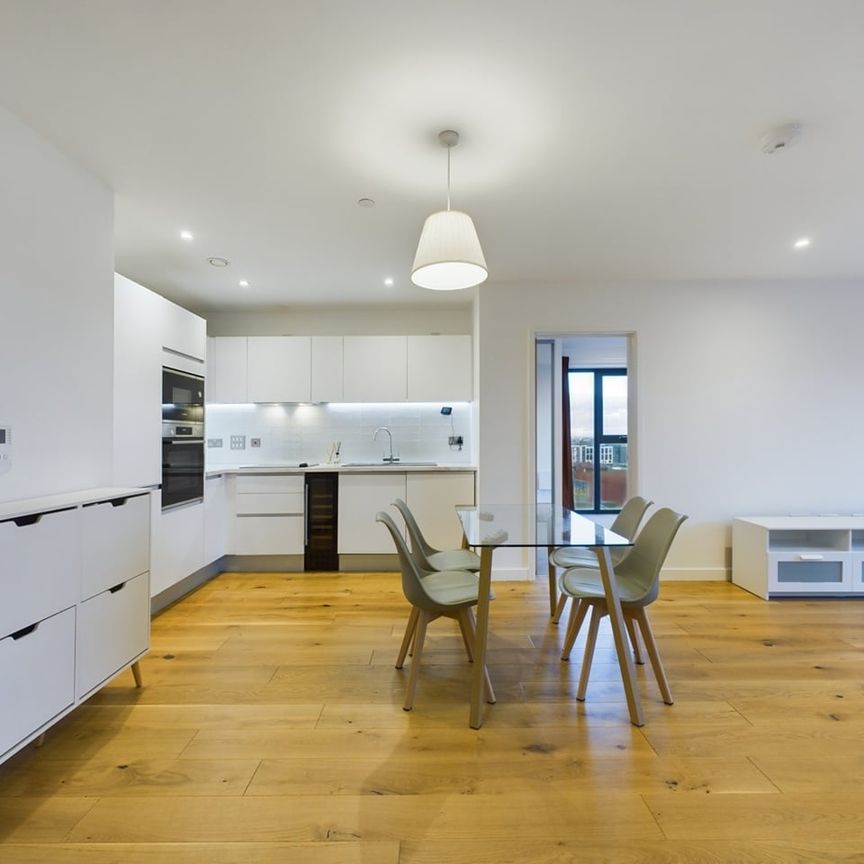 2 Bed Flat, Windmill Street, B1 - Photo 1