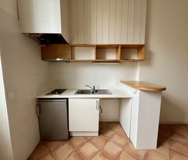 STUDIO – HÔTEL DE VILLE - Photo 1