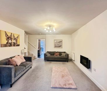 3 bedroom semi-detached house to rent - Photo 3