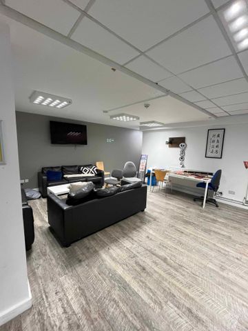 Medium High Double Studio - Photo 3