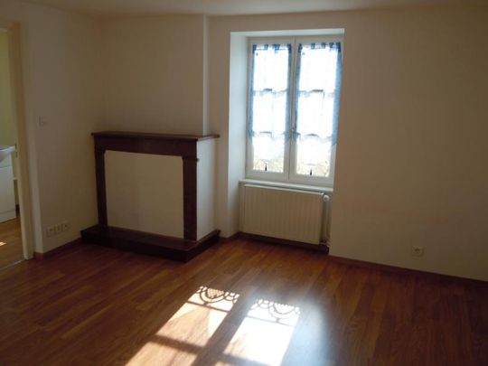 Location Appartement 4 pièces 92m² MACON 71000 - Photo 1