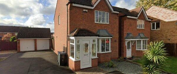 3 Bed Detached House, Marshbrook Close, B24 - Photo 1