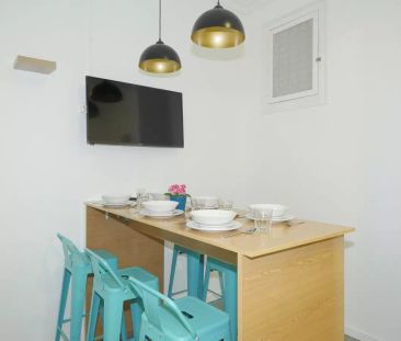 Room in a shared 5-bedroom apartment for rent in la Dreta de l'Eixa... - Photo 3