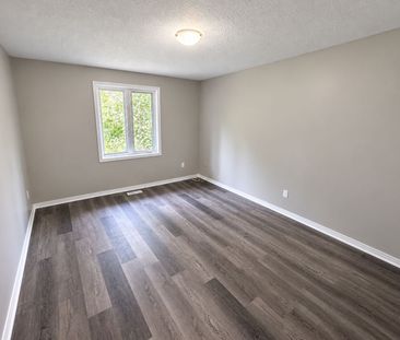 For Lease - 10 Riverside Drive Unit# 214, Kawartha Lakes, Ontario - Photo 1