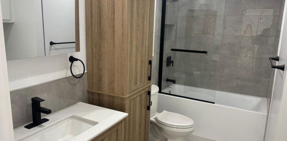 5 1/2 à louer - Photo 2