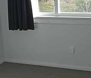 Sunny 4BR Family Home in Green Island - Photo 2