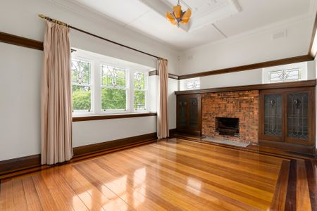 11 Cooba Street, Canterbury VIC 3126 - House For Rent | Domain - Photo 3