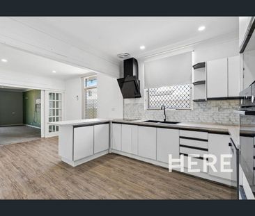 Comfort & Convenience in High Wycombe - Photo 6