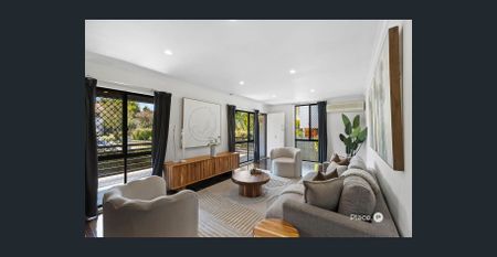 Space, Style, and Flexibility in the Heart of Wavell Heights - Photo 2