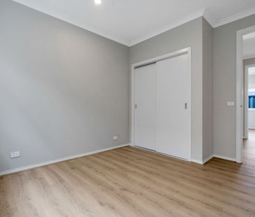 Stunning Family Home! - Photo 6