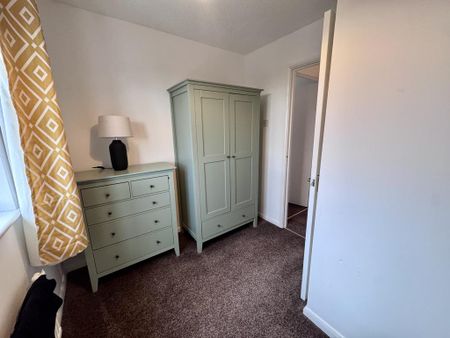 3 bedroom detached house to rent - Photo 5