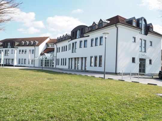 1 Büroraum in der Bezirksbauernkammer Wels! 19,70 m² NFL im 1.OG ohne Lift, Parkplätze inklusive! - Photo 1