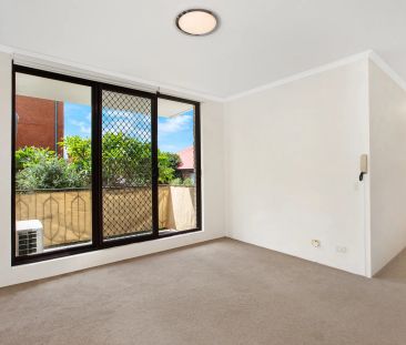 2/67 Kensington Road, Kensington. - Photo 1