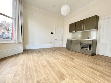 1 bedroom flat to rent - Photo 4