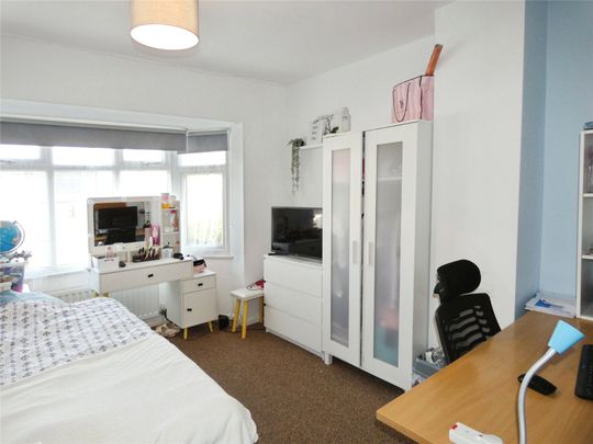 3 bedroom house to rent Sotheby Avenue, Sutton-in-Ashfield, Nottinghamshire, NG17 - Photo 1