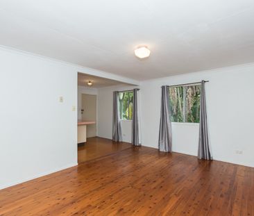 77 Blackwood Street, Mitchelton QLD 4053 - House For Rent | Domain - Photo 6