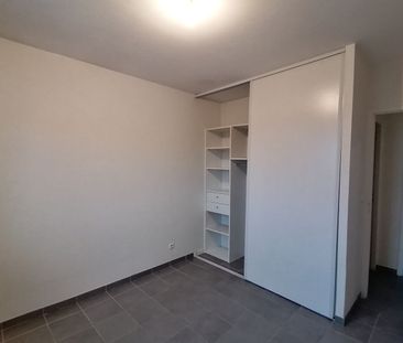 Location Appartement 3 pièces 71m² - Photo 5