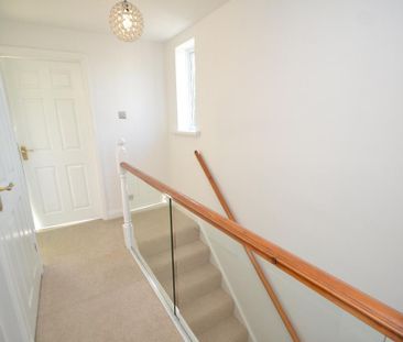 3 bedroom semi-detached house to rent - Photo 2