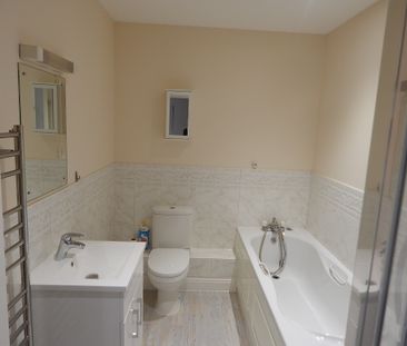 2 bedroom apartment to rent Pacific Close, Southampton, SO14 - Photo 5