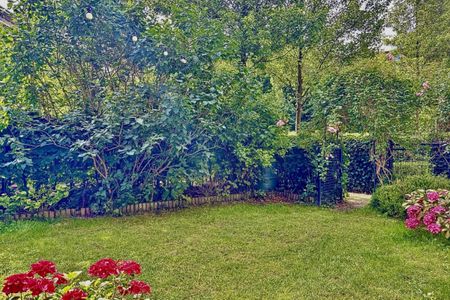 Rez de Chaussée avec jardin - 3 chambres / double parking interne - Foto 4