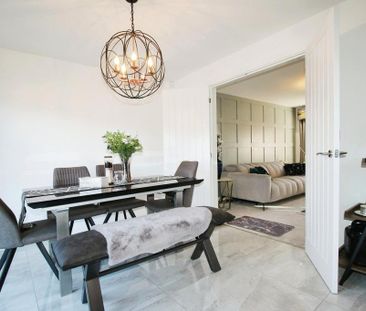 4 bedroom detached house to rent - Photo 4