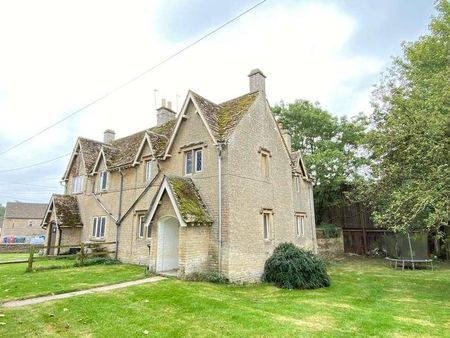 Down Farm, Bowldown Road, Westonbirt, Tetbury, GL8 - Photo 2