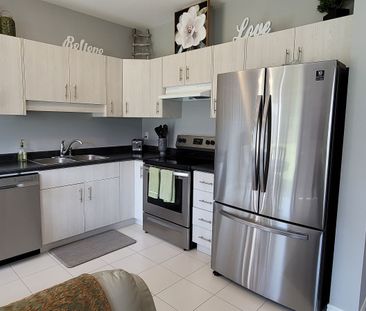 For Lease - 50 Lymburner Street, Pelham, Ontario - Photo 3