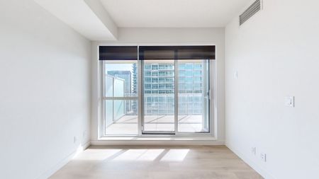 For Lease - 25 McMahon Drive Unit# 801, Toronto, Ontario - Photo 2