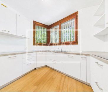 Elegante villa con piscina e giardino privato a Gentilino - Foto 5