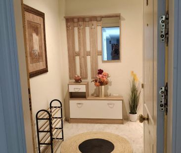 Piso de alquiler en Manantiales - Estación de Autobuses - Photo 2